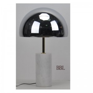 LED лампа за маса с бяла мраморна основа